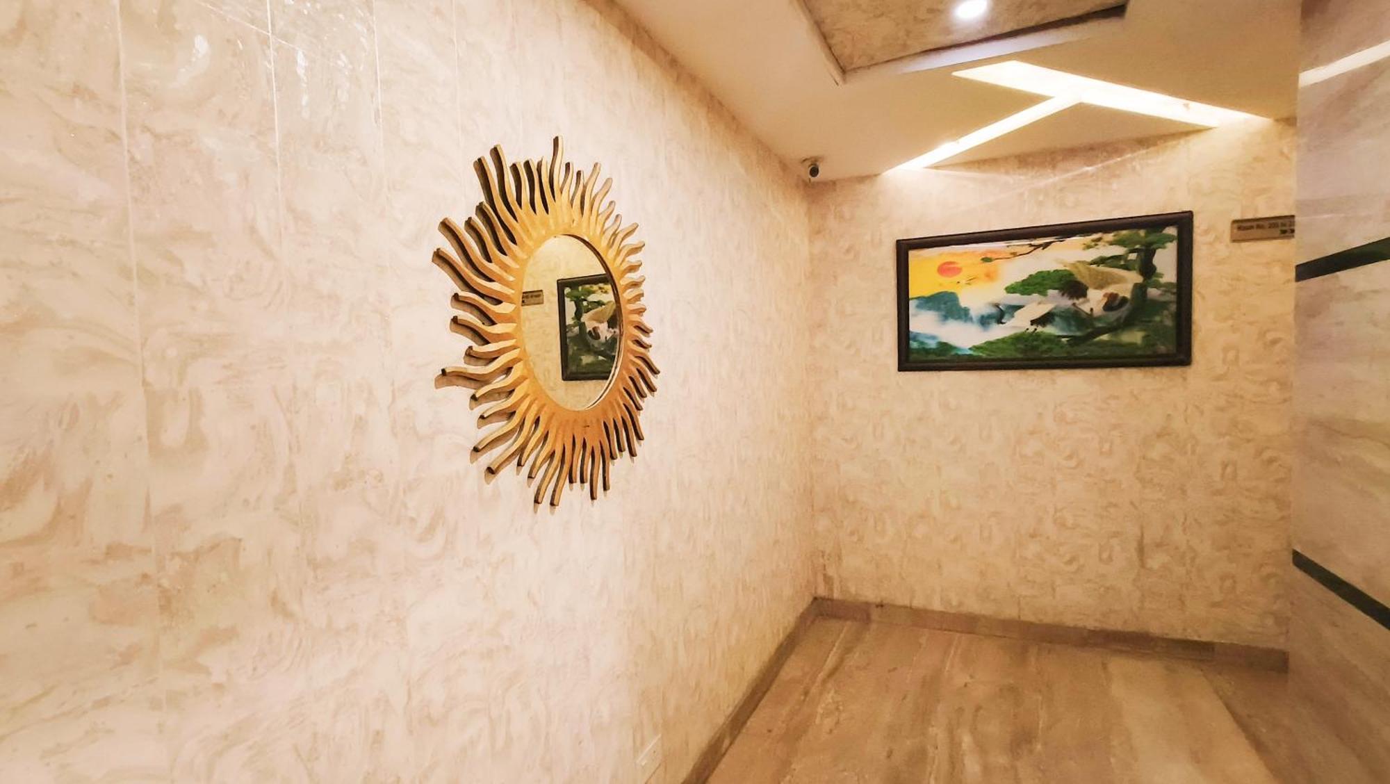 Hotel Sallow Royal Suites Amritsar Exterior photo