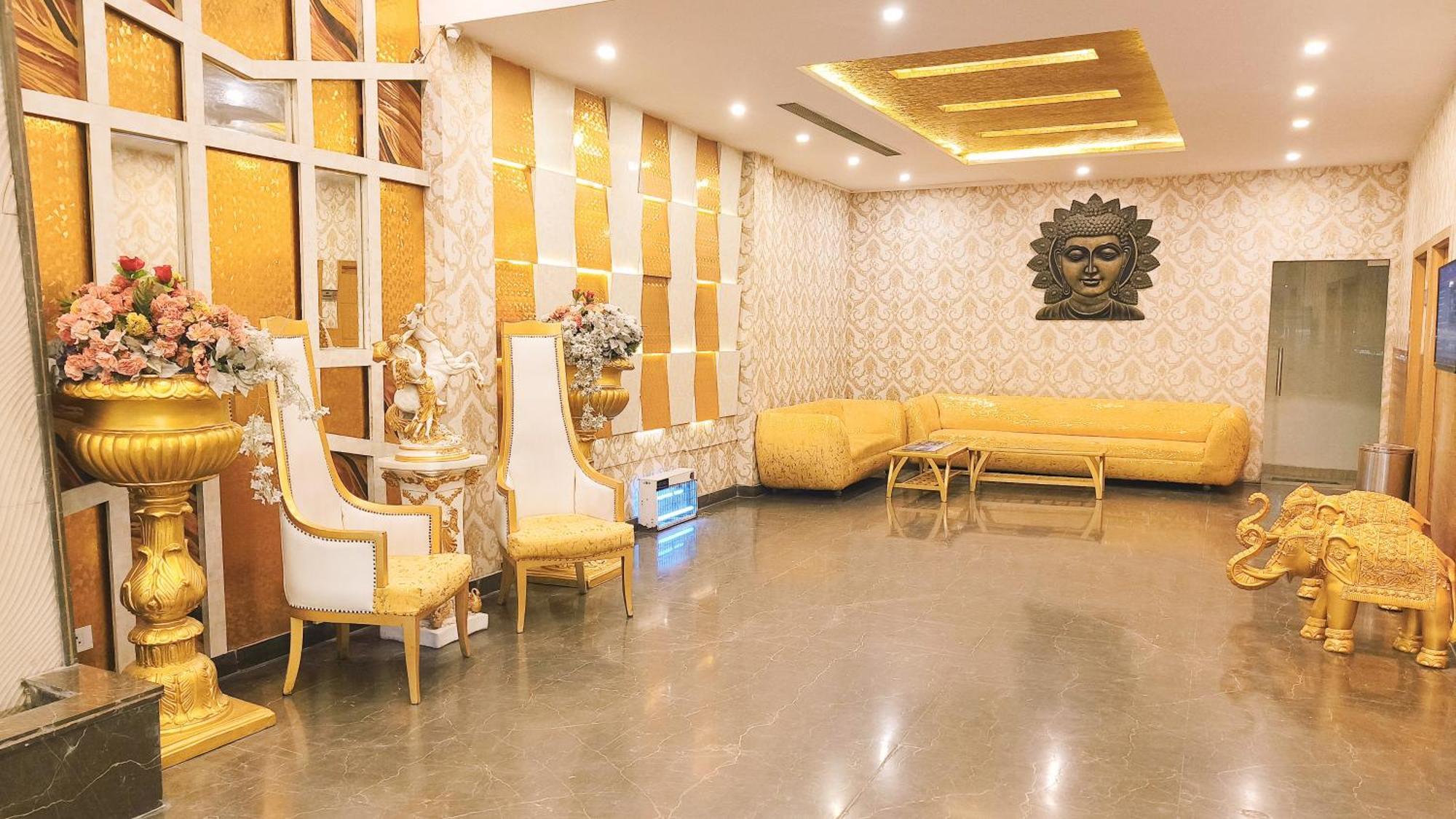 Hotel Sallow Royal Suites Amritsar Exterior photo