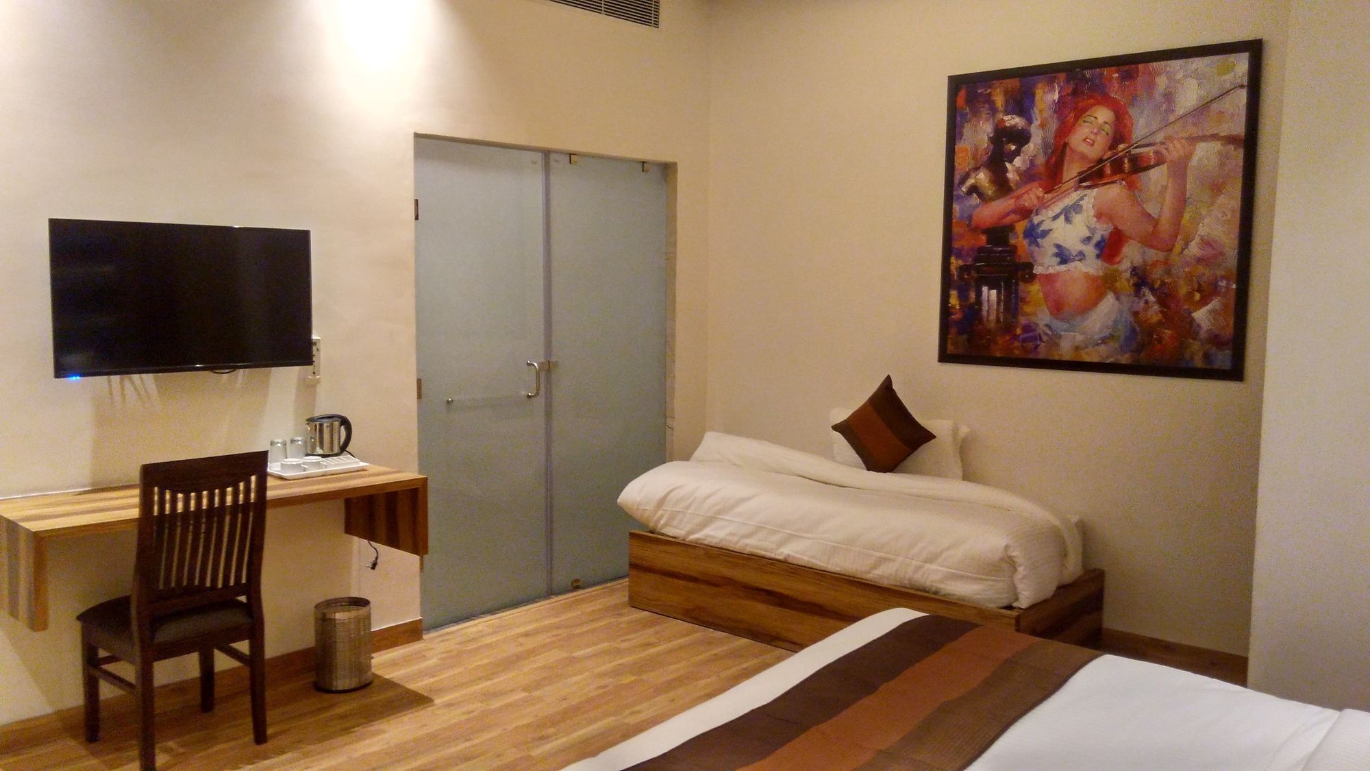 Hotel Sallow Royal Suites Amritsar Exterior photo