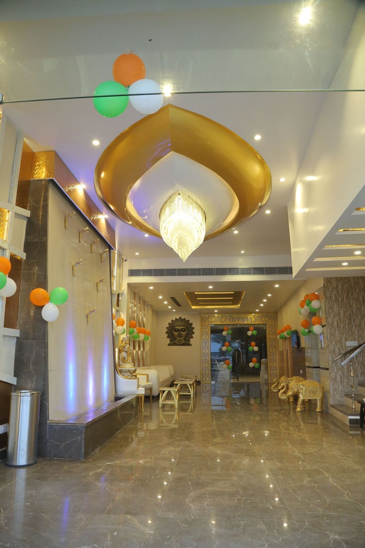 Hotel Sallow Royal Suites Amritsar Exterior photo